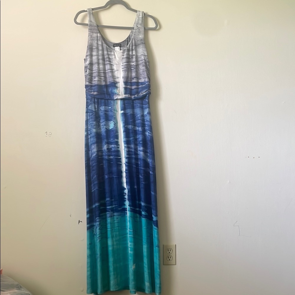 VENUS Maxi Dress